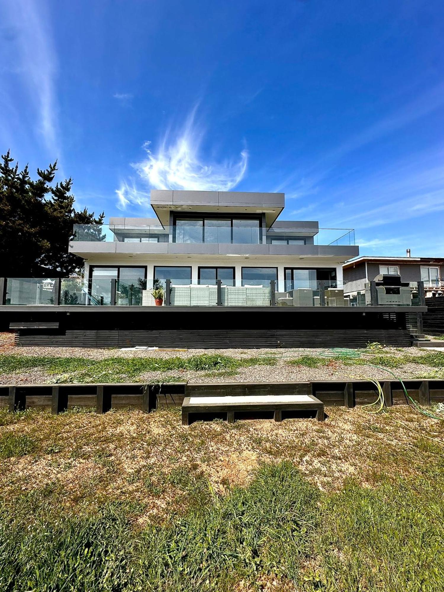 Holiday home Seaside House